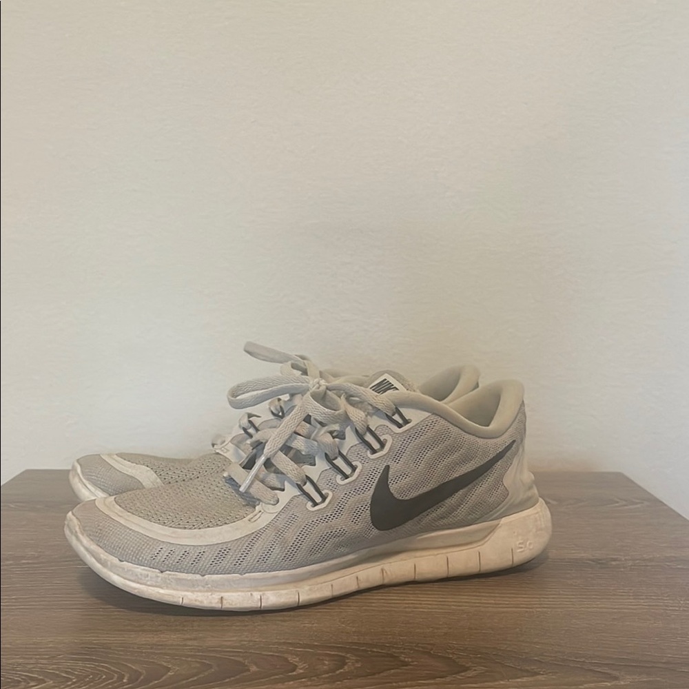 Nike Free Run 5.0 Women's Athletic Shoes - Gray and Black